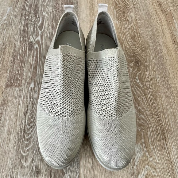 Anne Klein Quincy Slip On - Picture 4 of 5